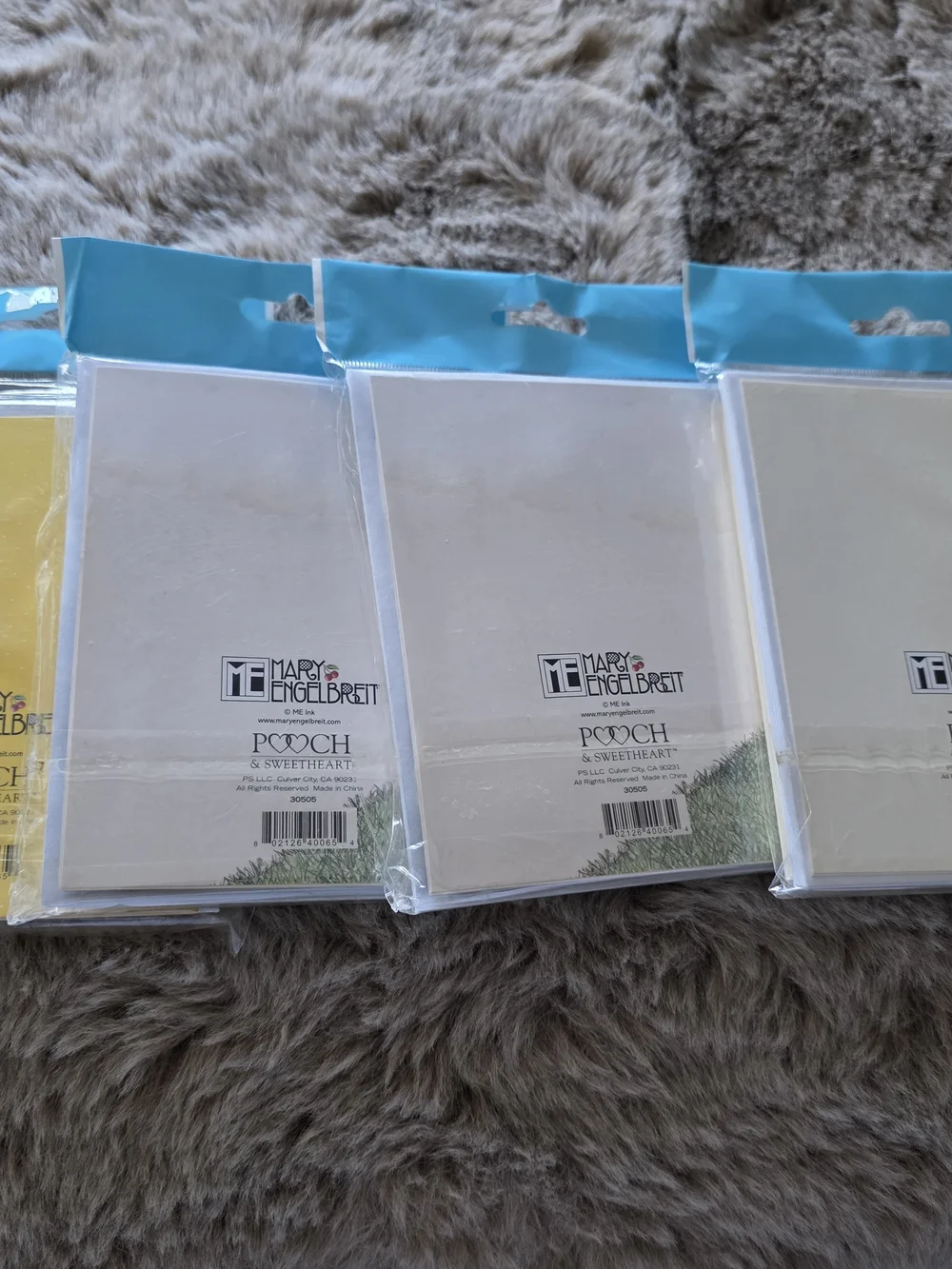 4 Packs Mary Engelbreit Cream Stationery Pack with Small Pink Accent-3D
